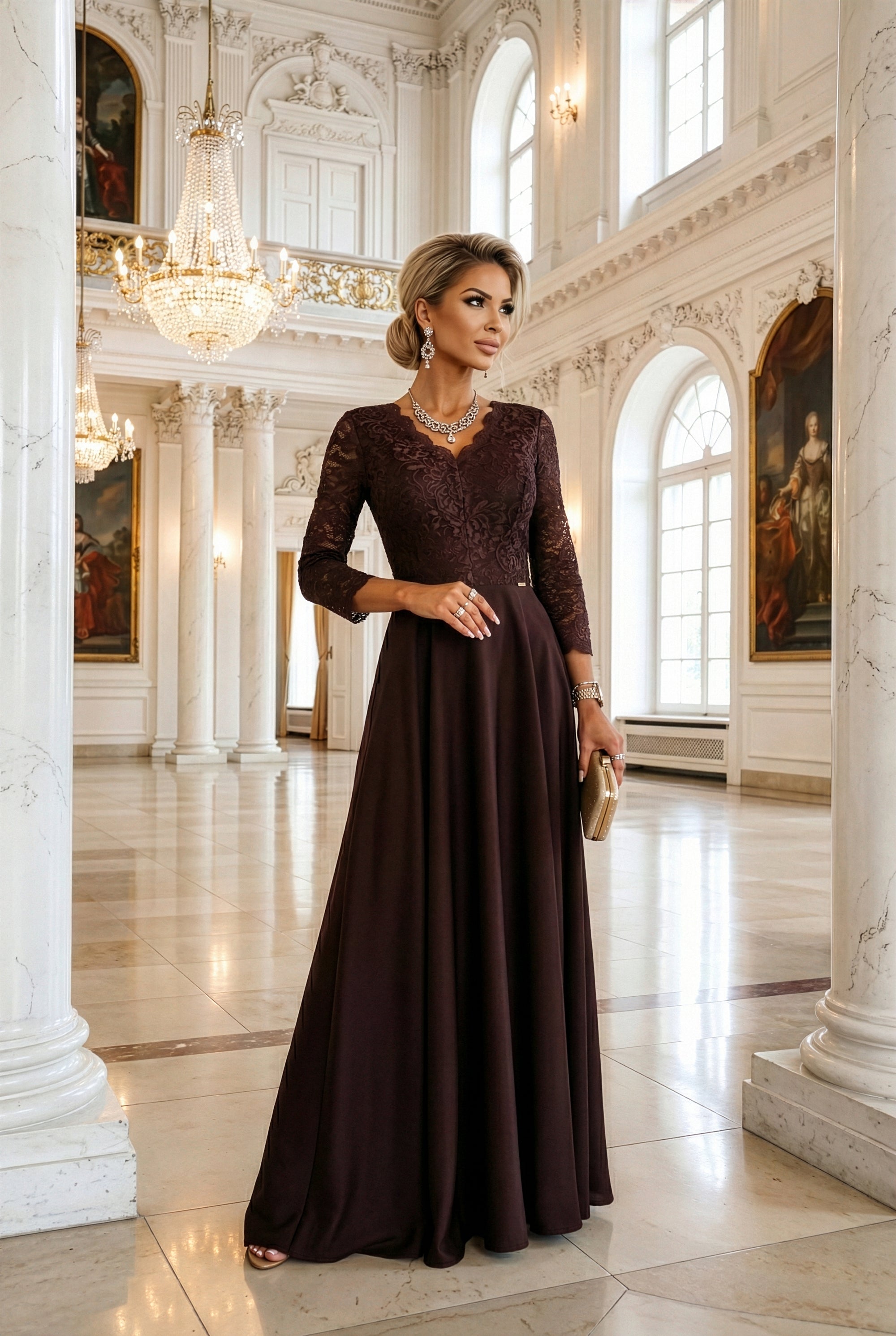 309-14 AMBER Elegantes langes Spitzenkleid mit Ausschnitt - Schokoladenbraun