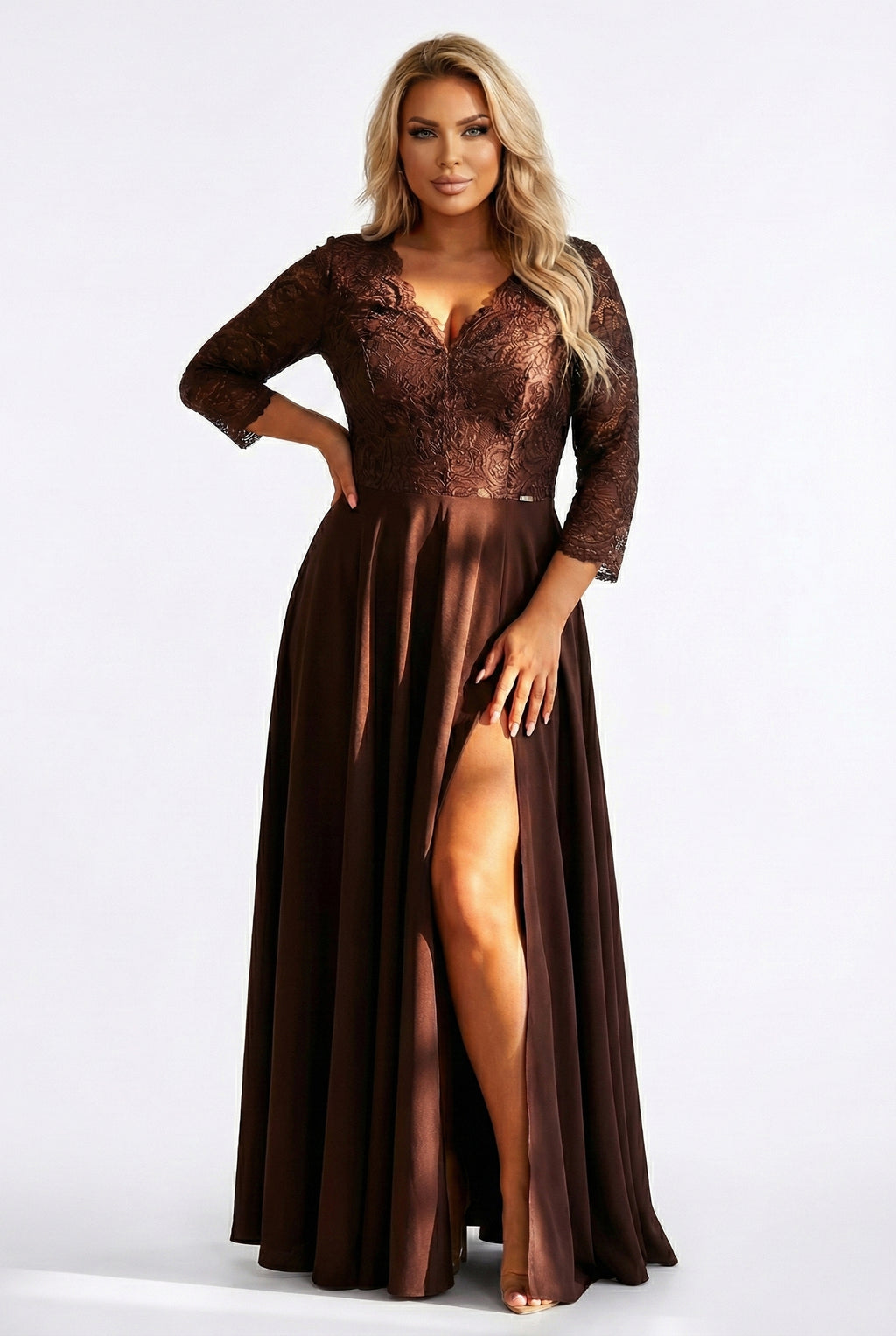 309-14 AMBER Elegantes langes Spitzenkleid mit Ausschnitt - Schokoladenbraun