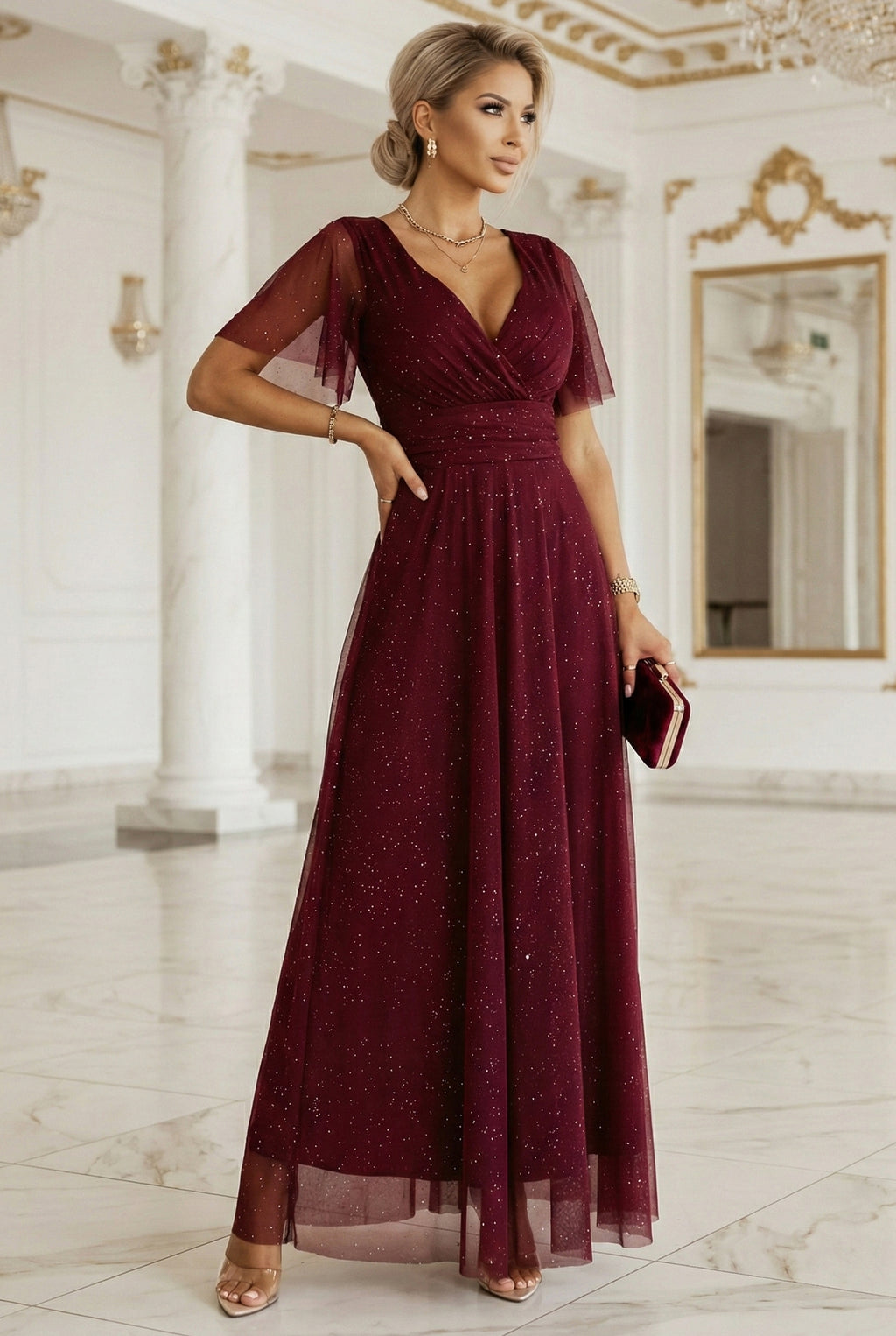 635-5 MELANIA langes, glänzendes Kleid mit Ausschnitt und kurzen Ärmeln - bordeauxrot