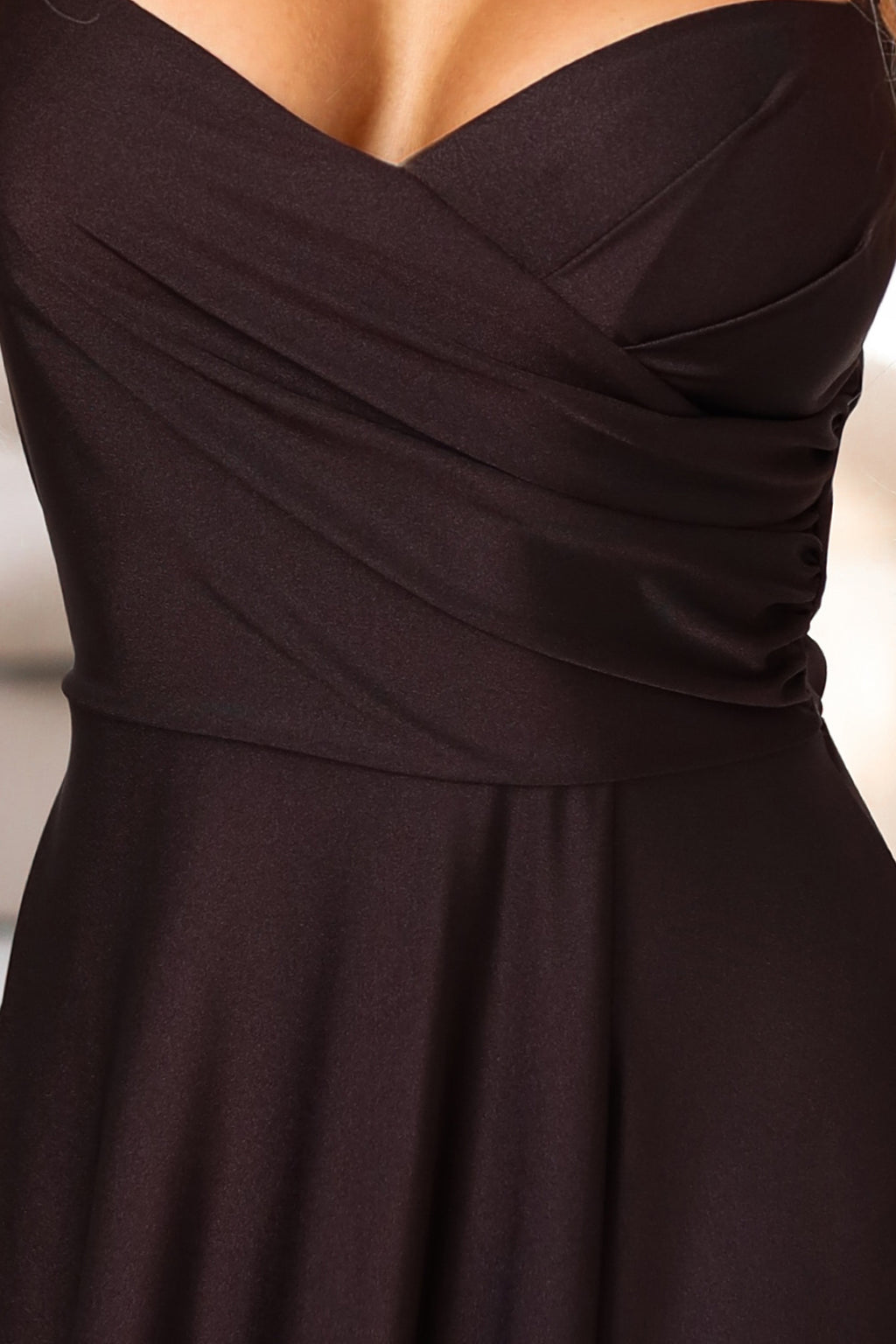 646-1 Langes, trägerloses Abendkleid mit Beinschlitz - schokoladenbraun