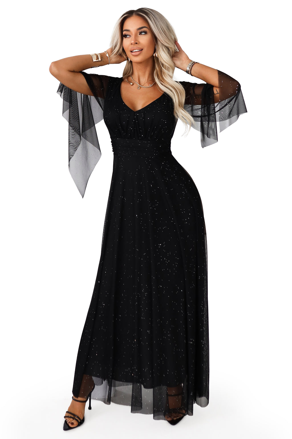 655-1 Langes, schimmerndes Kleid mit Ausschnitt und transparenten Ärmeln - schwarz