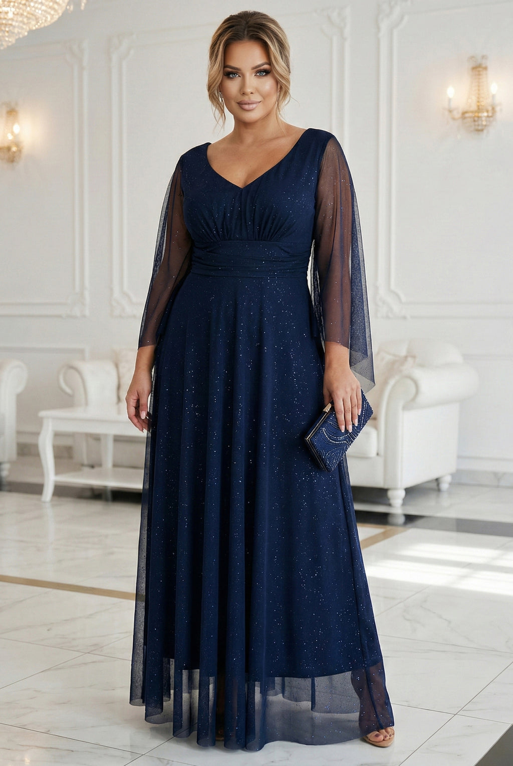 655-3 Ein langes, schimmerndes Kleid mit Ausschnitt und transparenten Ärmeln - marineblau