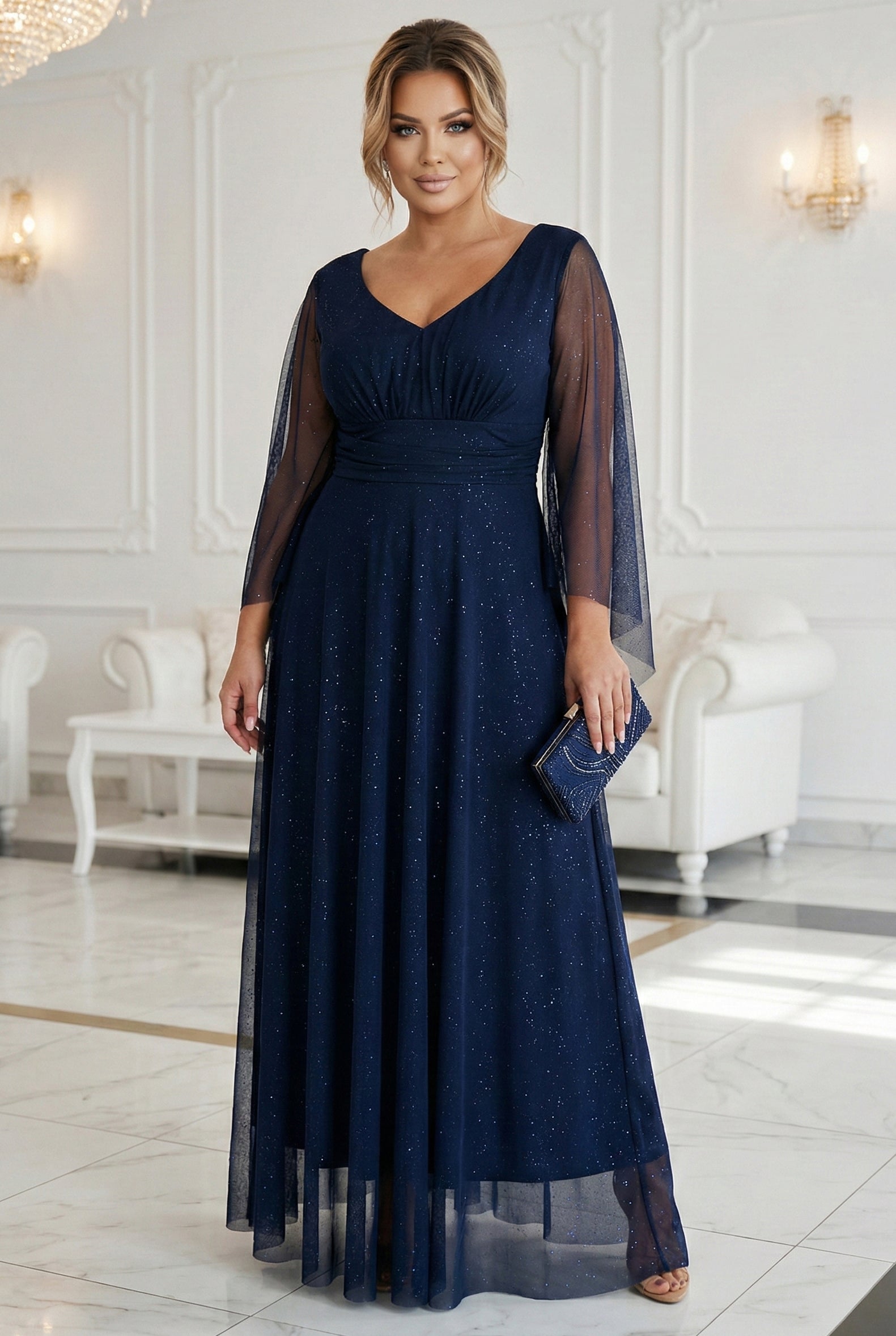 655-3 Ein langes, schimmerndes Kleid mit Ausschnitt und transparenten Ärmeln - marineblau