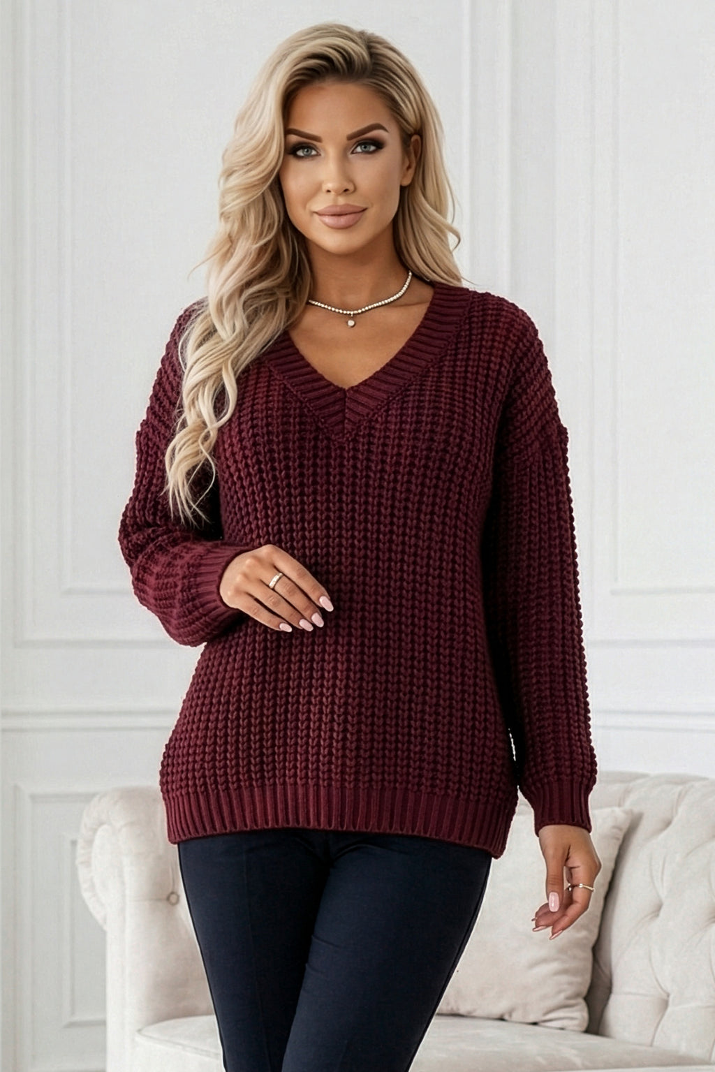 661-1 Warmer, übergroßer Pullover mit grobem Strickmuster und V-Ausschnitt - bordeauxrot